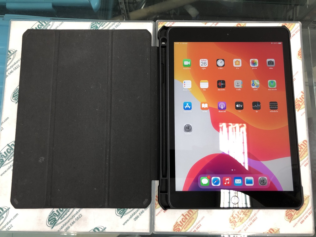 ขาย iPad Gen7?WiFi 128GB(หน่ยอความจำเยอะ) จอ10.2นิ้ว สุขภาพแบต100%(แทบไม่ได้ใช้งาน) สภาพสวย93% สีดำ ศูนย์ไทย อุปกรณ์มี ตัวเครื่อง+Keyboard แถมเคสให้1อัน